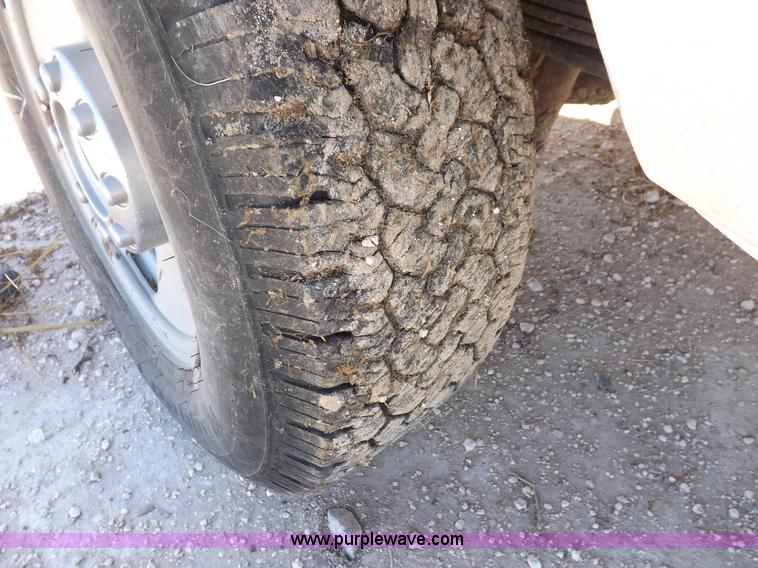 image for item I8418 2006 Ford F250 Super Duty Lariat SuperCab pickup truck