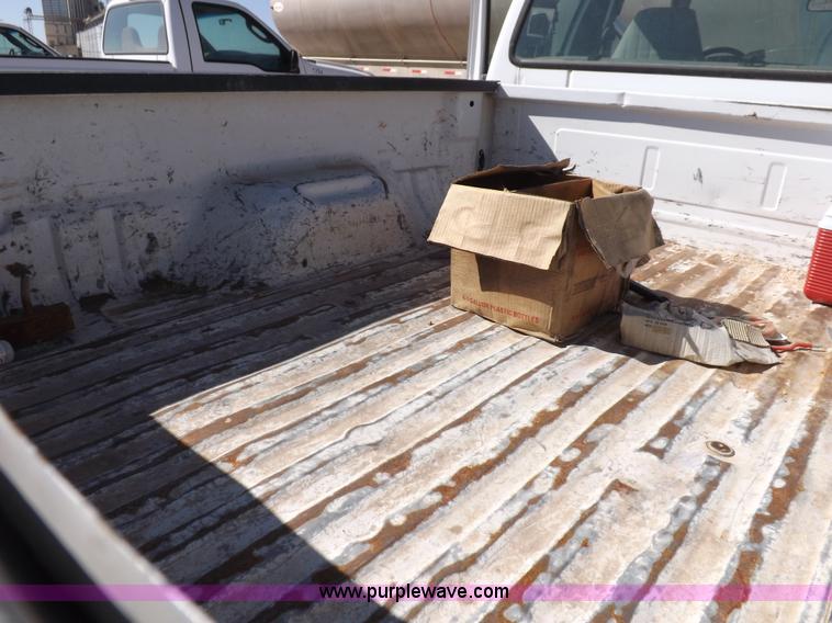 image for item I8418 2006 Ford F250 Super Duty Lariat SuperCab pickup truck