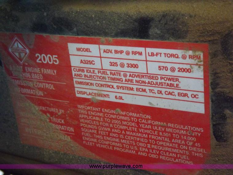 image for item I8421 2005 Ford F350 Super Duty XL utility truck