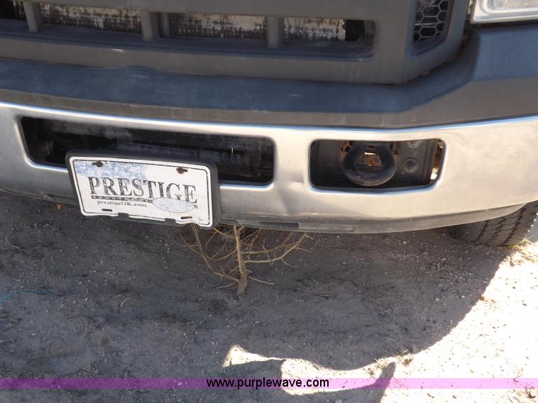 image for item I8421 2005 Ford F350 Super Duty XL utility truck