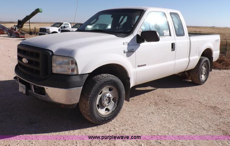 image for item I8422 2006 Ford F250 Super Duty XL SuperCab pickup truck