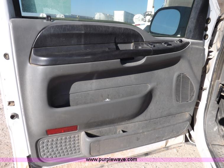 image for item I8422 2006 Ford F250 Super Duty XL SuperCab pickup truck