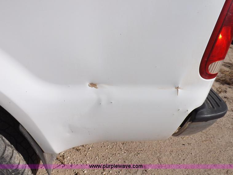 image for item I8422 2006 Ford F250 Super Duty XL SuperCab pickup truck