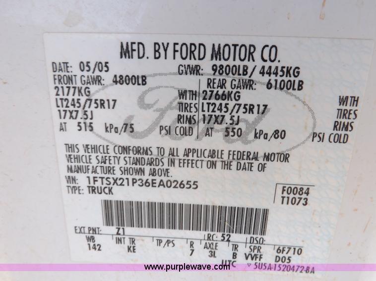 image for item I8422 2006 Ford F250 Super Duty XL SuperCab pickup truck