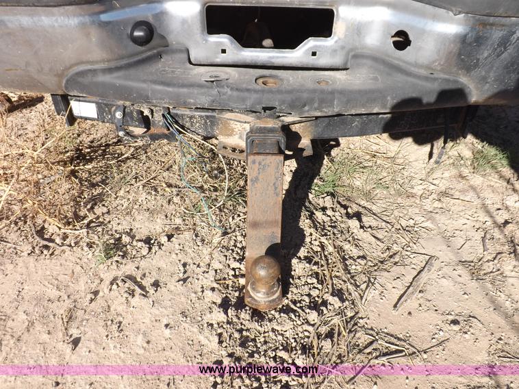 image for item I8423 2005 Ford F250 Super Duty XL Crew Cab pickup truck