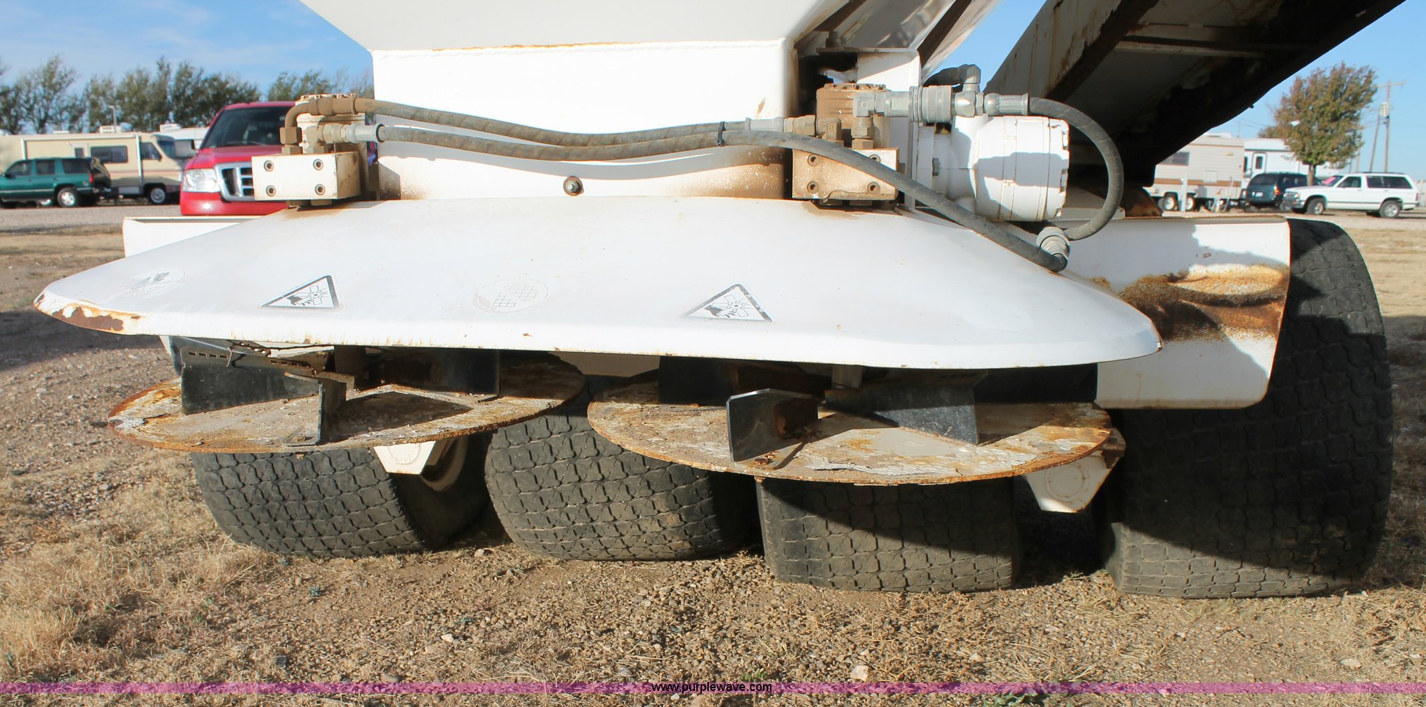 Dakota 440 turf tender in Amarillo, TX Item G5823 sold Purple Wave