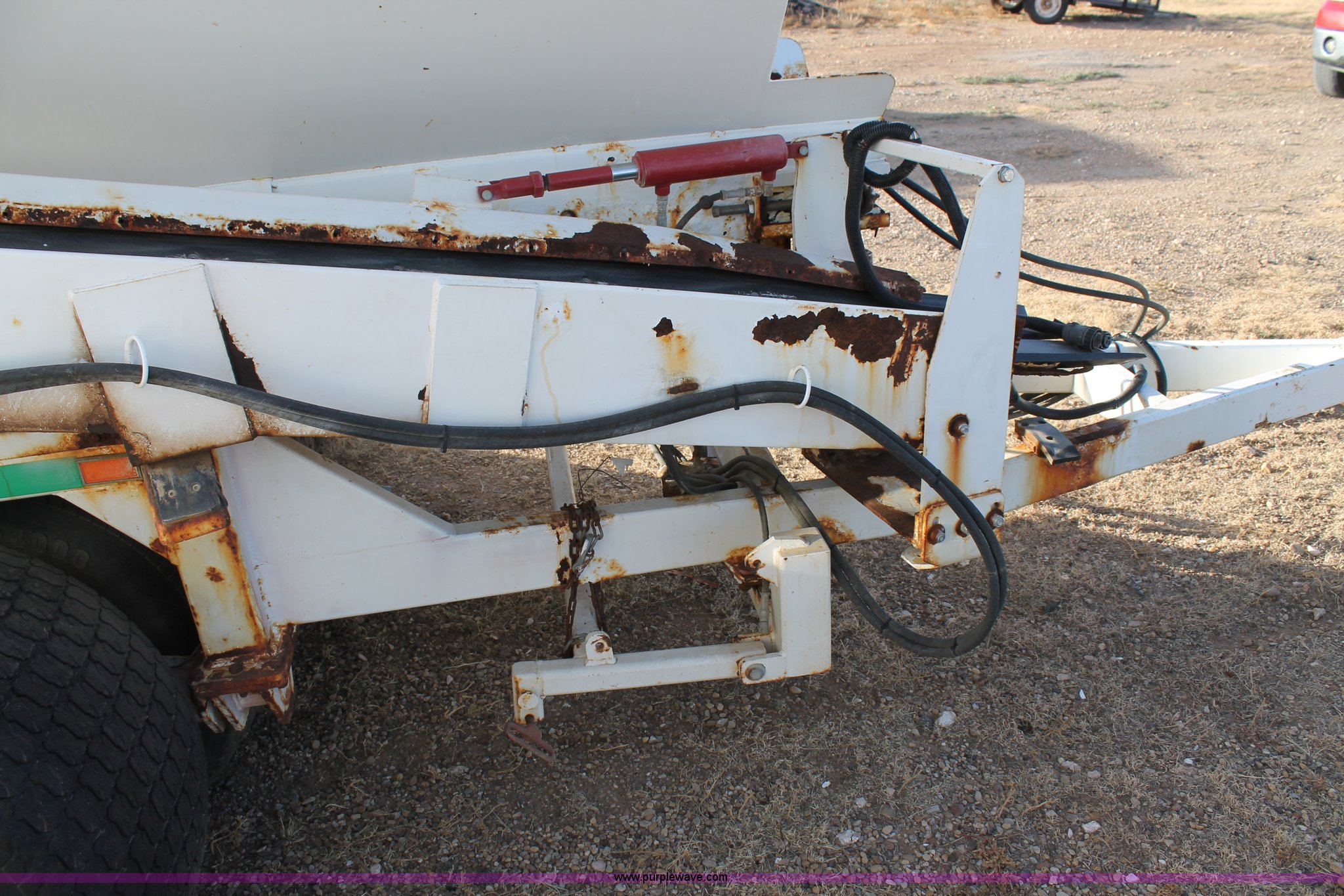 Dakota 440 turf tender in Amarillo, TX Item G5823 sold Purple Wave