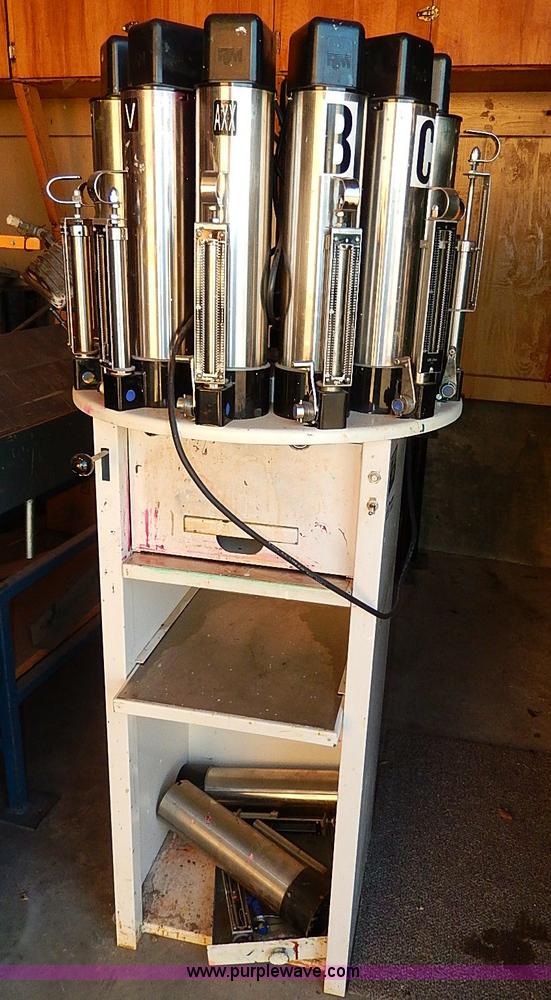 Harbil colorant paint dispenser in Manhattan, KS Item AP9886 sold