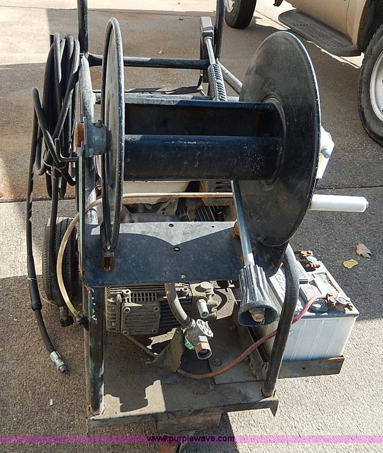 image for item AP9889 Assorted tools