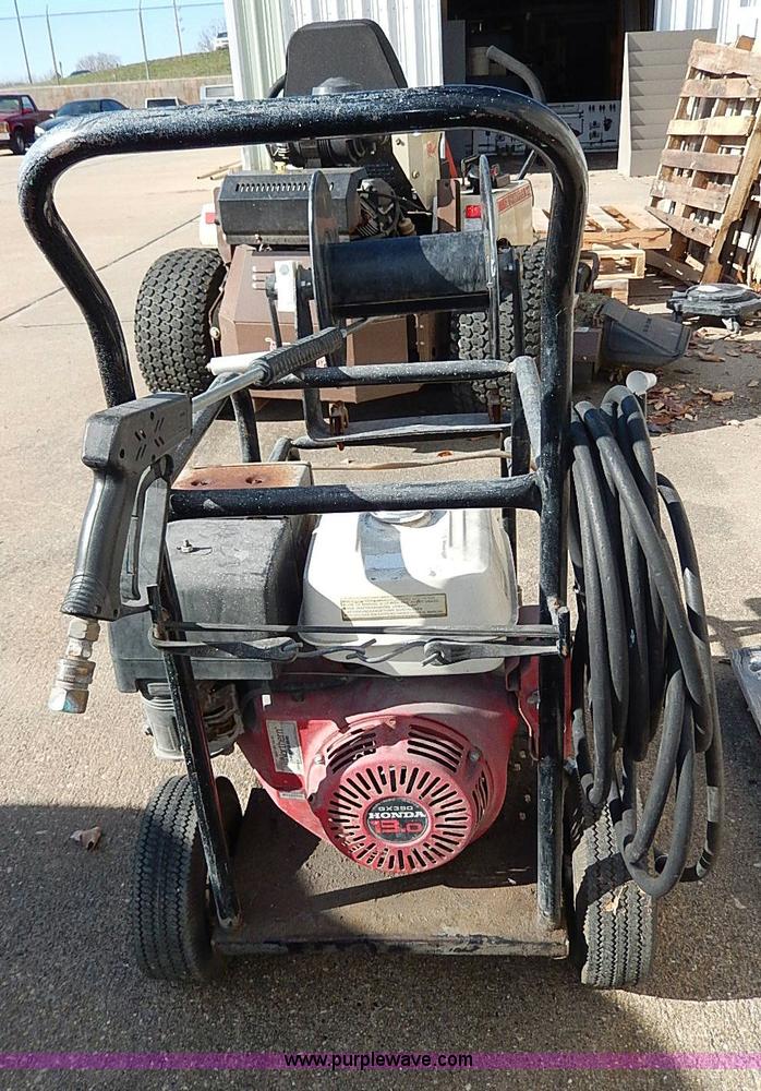 image for item AP9889 Assorted tools