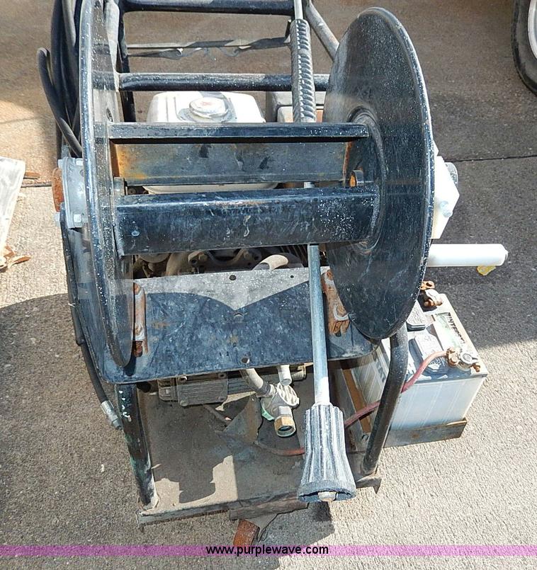 image for item AP9889 Assorted tools