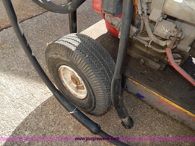 image for item AP9889 Assorted tools