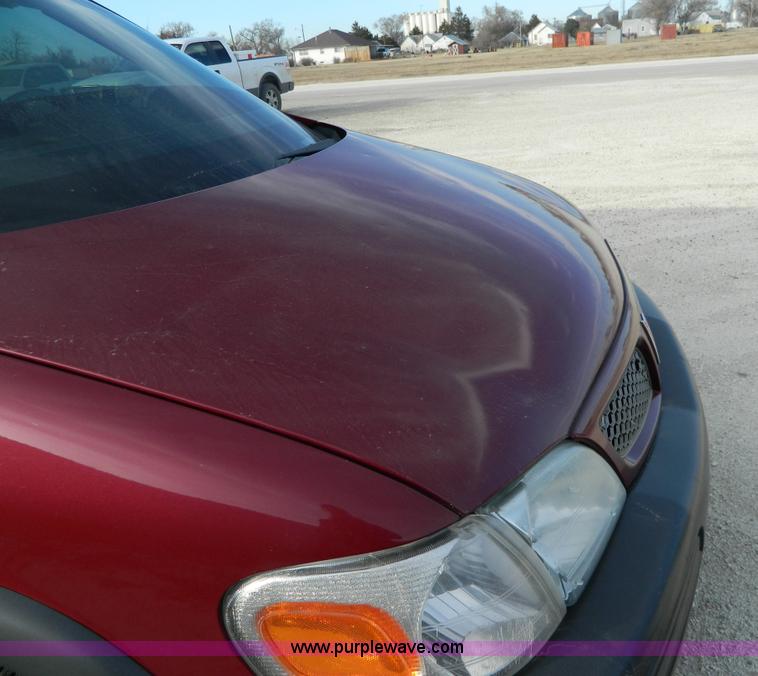 image for item AQ9998 2005 Pontiac Montana van