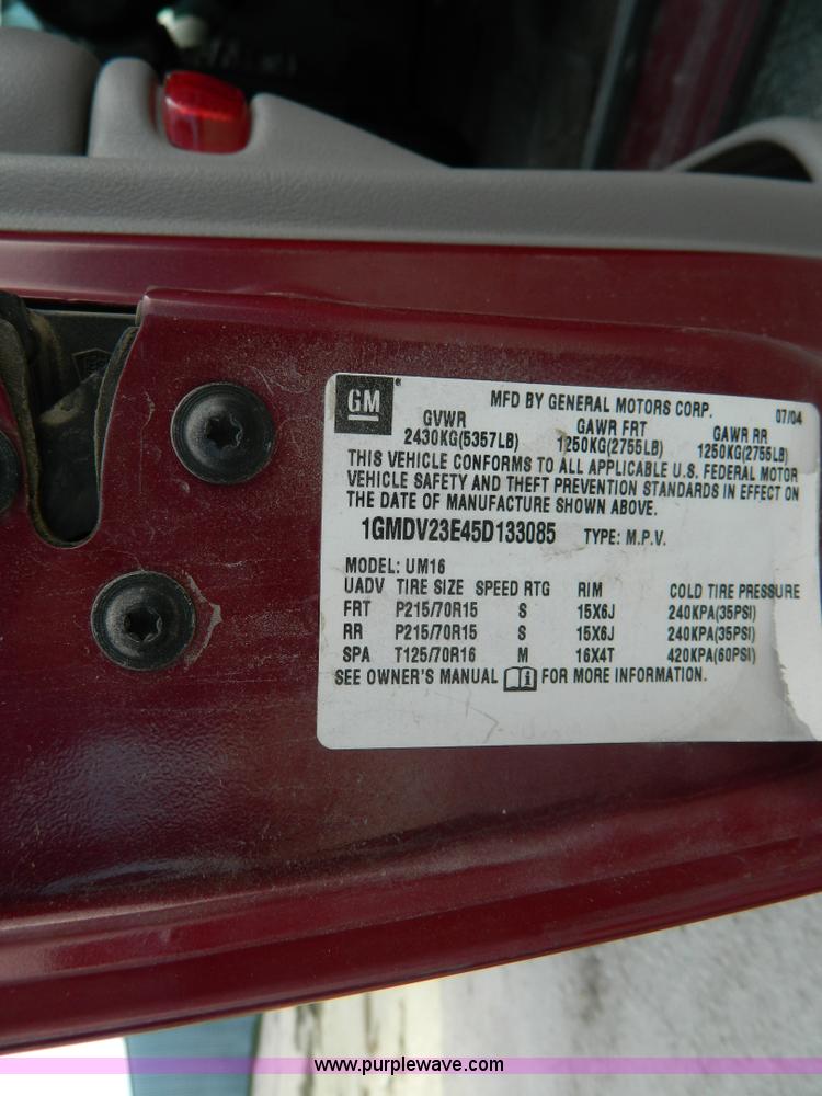 image for item AQ9998 2005 Pontiac Montana van