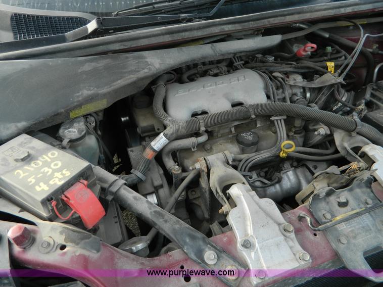 image for item AQ9998 2005 Pontiac Montana van