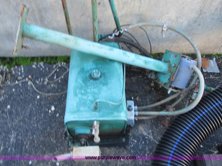 image for item AR9141 Onan DP-3500 generator set