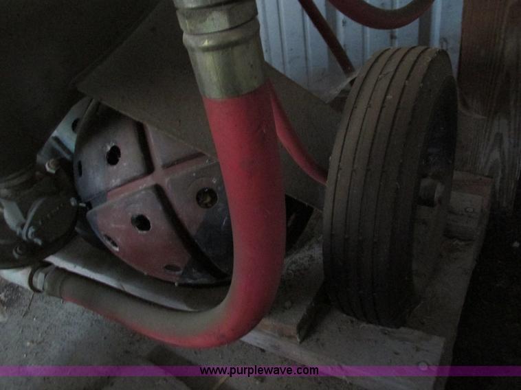 image for item AR9150 2004 Clemco sand blaser