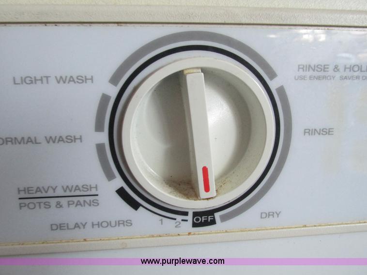 image for item AR9162 Assorted restaurant equipment