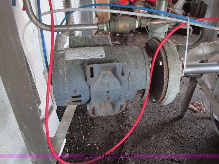 image for item AR9162 Assorted restaurant equipment