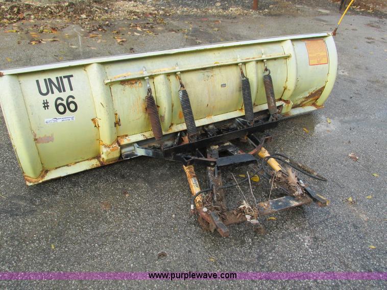 image for item AR9168 Meyer 8' snow plow