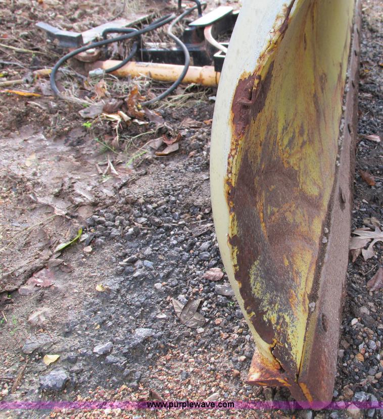 image for item AR9168 Meyer 8' snow plow