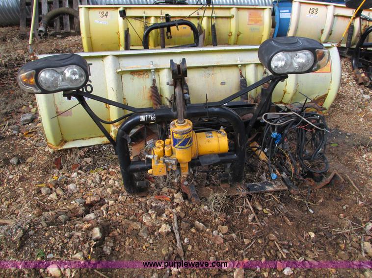 image for item AR9168 Meyer 8' snow plow