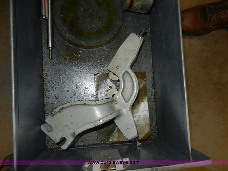 image for item AT9259 Logan 825 manual lathe with cabinet