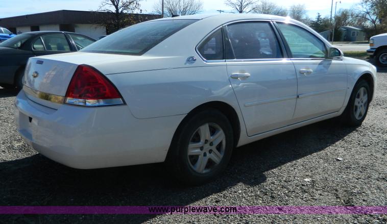 image for item AZ9016 2006 Chevrolet Impala LS
