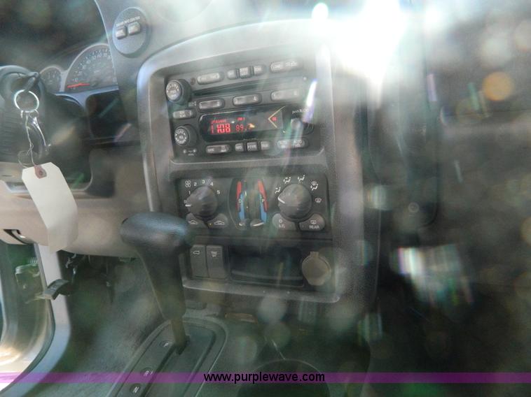 image for item AZ9017 2004 Pontiac Aztek SUV