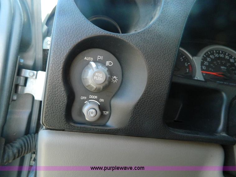 image for item AZ9017 2004 Pontiac Aztek SUV
