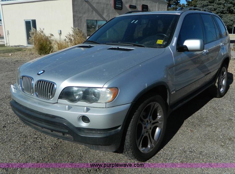 image for item AZ9018 2002 BMW X5 4.4i SUV