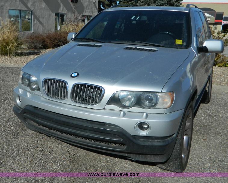 image for item AZ9018 2002 BMW X5 4.4i SUV