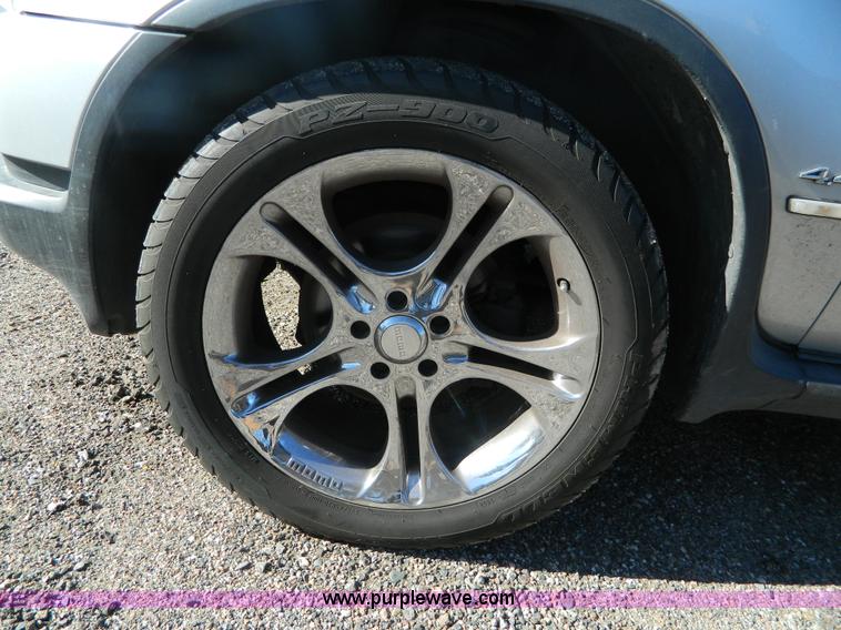 image for item AZ9018 2002 BMW X5 4.4i SUV