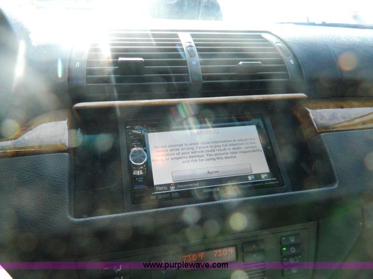 image for item AZ9018 2002 BMW X5 4.4i SUV