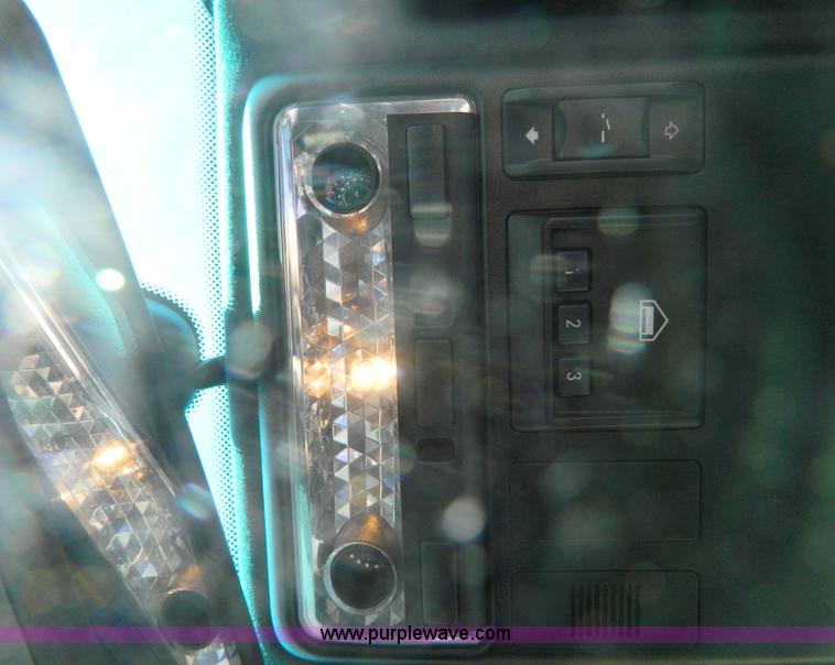 image for item AZ9018 2002 BMW X5 4.4i SUV