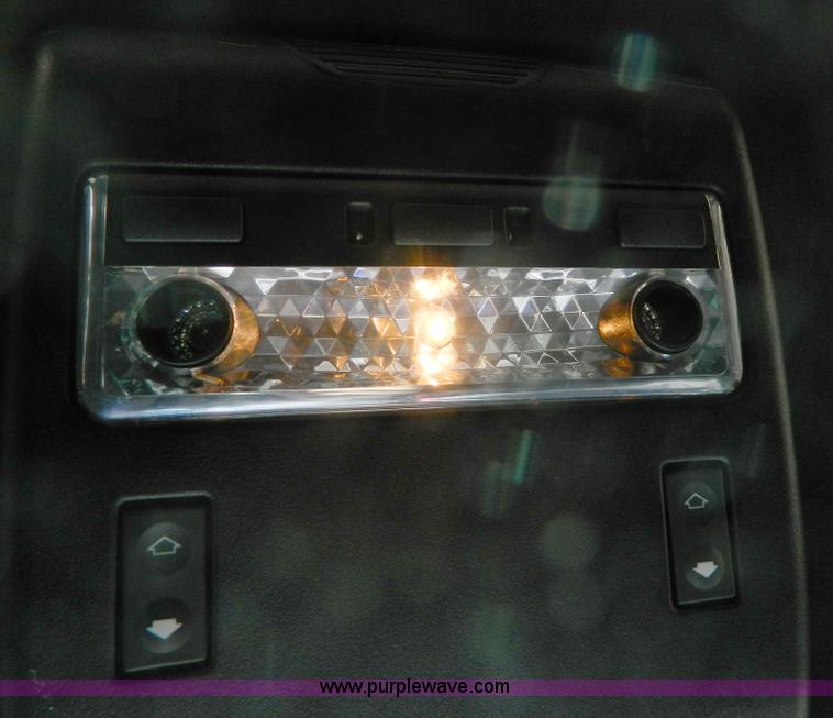 image for item AZ9018 2002 BMW X5 4.4i SUV