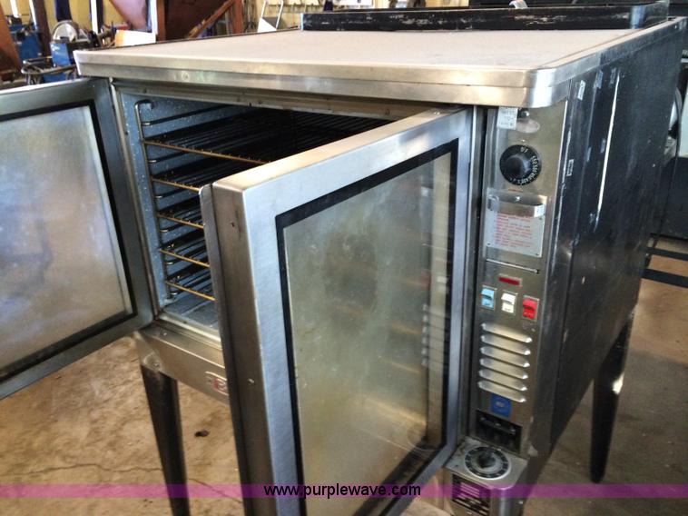 image for item C1626 Blodgett commercial convection oven