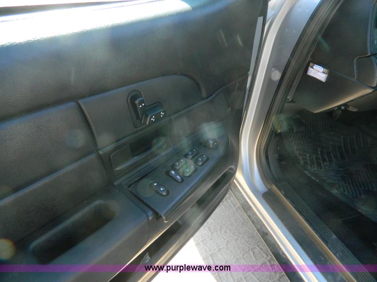 image for item D6048 2007 Ford Crown Victoria Police Interceptor