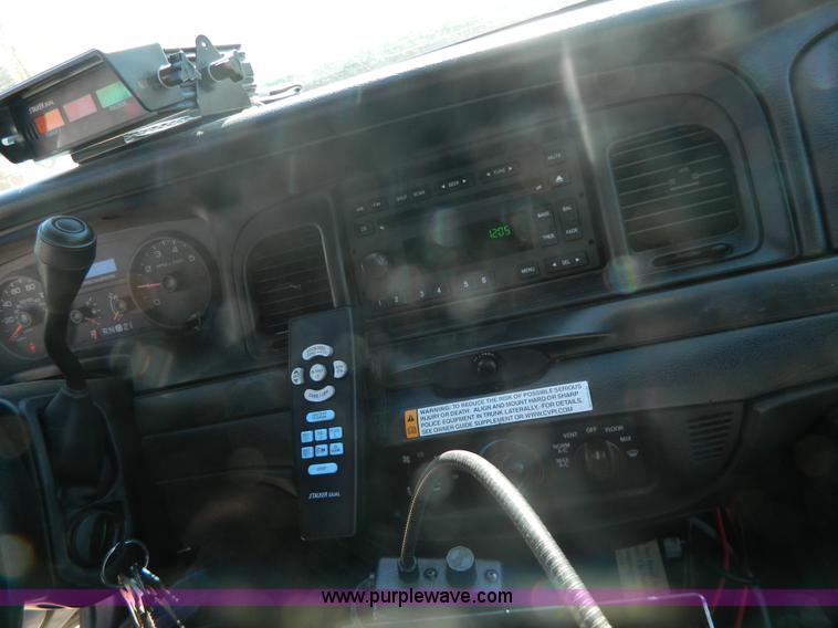 image for item D6048 2007 Ford Crown Victoria Police Interceptor