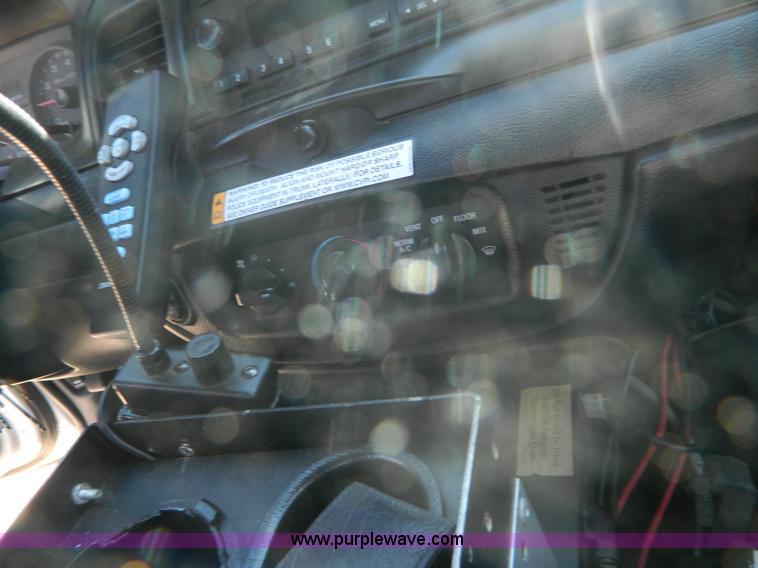 image for item D6048 2007 Ford Crown Victoria Police Interceptor