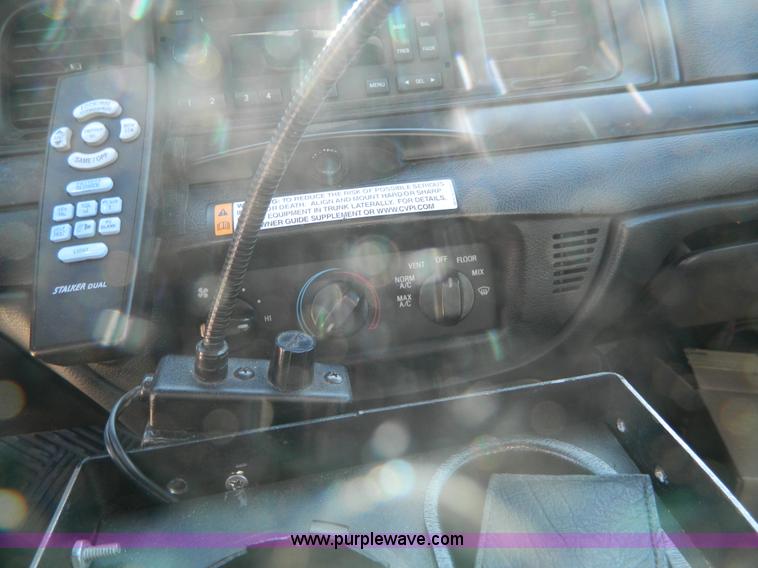 image for item D6048 2007 Ford Crown Victoria Police Interceptor