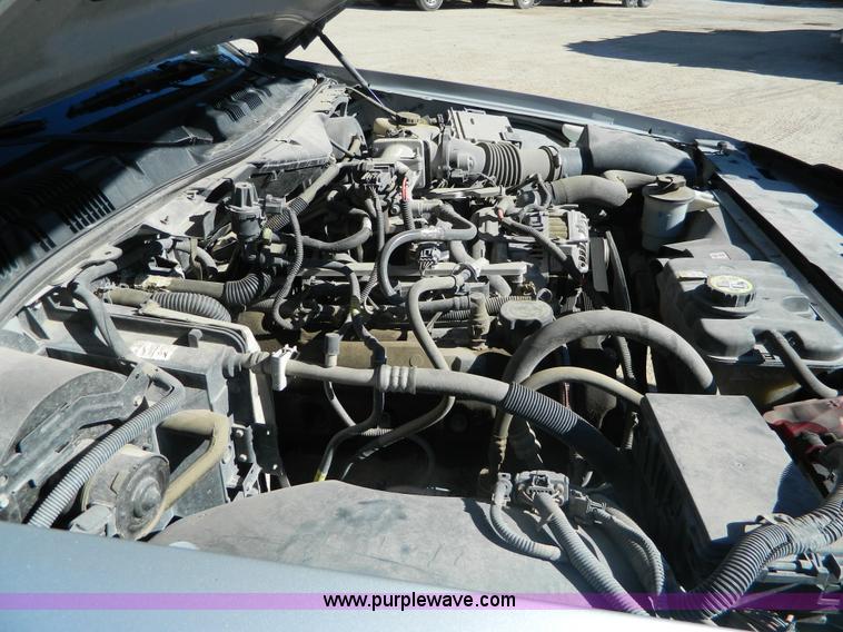 image for item D6048 2007 Ford Crown Victoria Police Interceptor