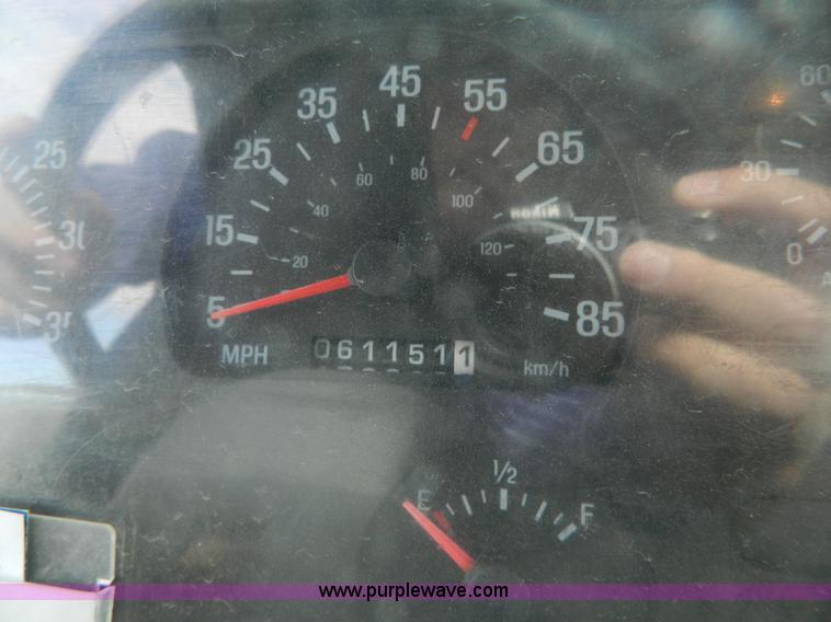 image for item D6068 1997 Ford L8501 Louisville 101 sewer cleaning truck