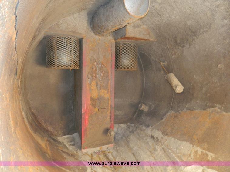 image for item D6068 1997 Ford L8501 Louisville 101 sewer cleaning truck