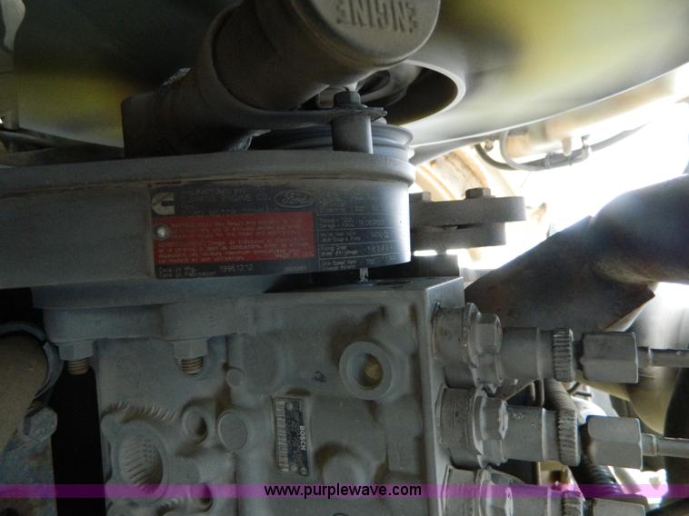 image for item D6068 1997 Ford L8501 Louisville 101 sewer cleaning truck