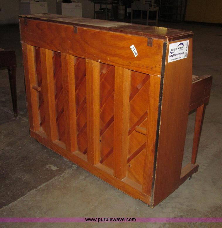 image for item E4606 Wurlitzer upright piano