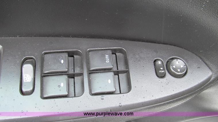 image for item G2172 2007 Chevrolet Impala LS