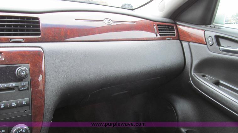 image for item G2172 2007 Chevrolet Impala LS