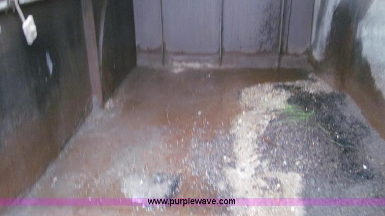 image for item G2173 2003 Freightliner FL70 truck with Schwarze M6000 sweeper