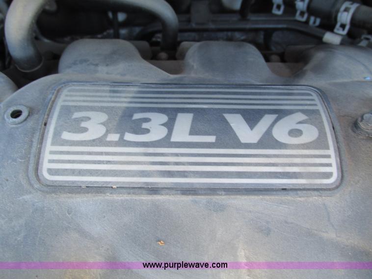 image for item G9398 2003 Chrysler Town & Country LX van